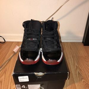 Air Jordan high top bred